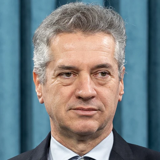 Robert Golob portrait